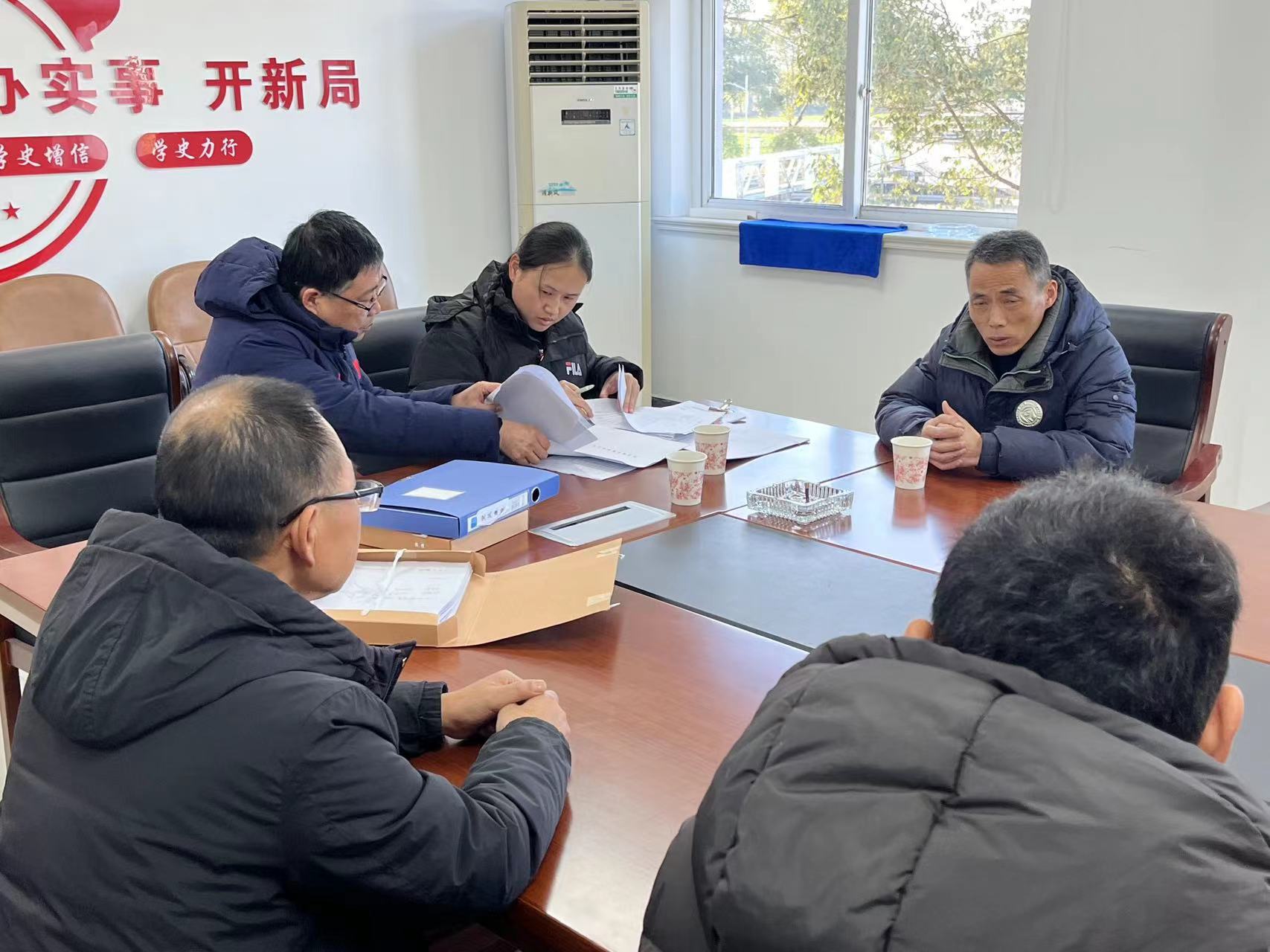 b69283f28b5299cc260aee65887d48d.jpg b69283f28b5299cc260aee65887d48d.jpg